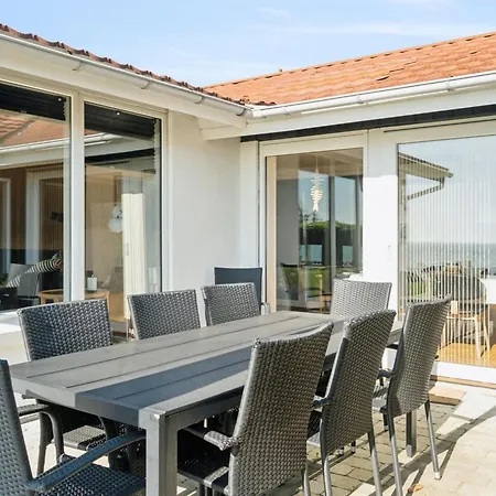 Annesette - 300m From The Sea By Interhome